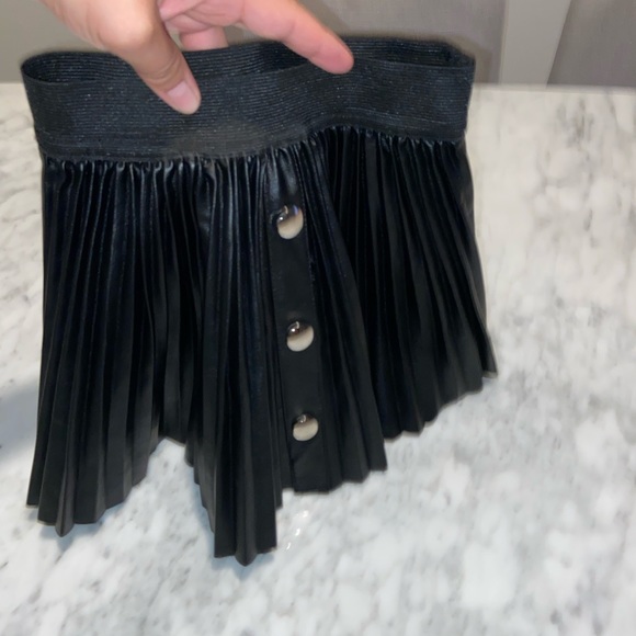 Super cute Hannah banana little girls leather skirt - Picture 7 of 11